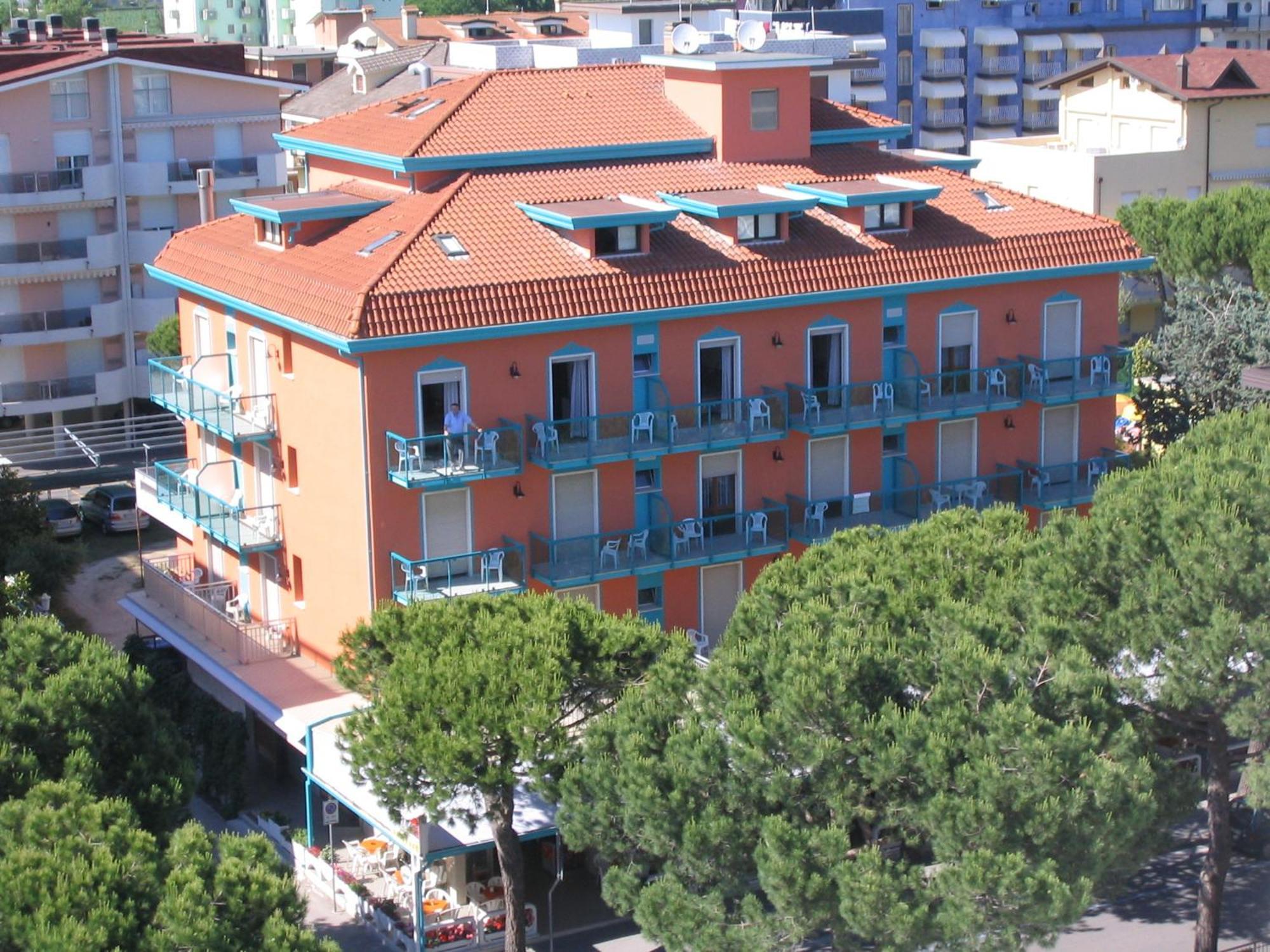 Hotel Altinate 3*