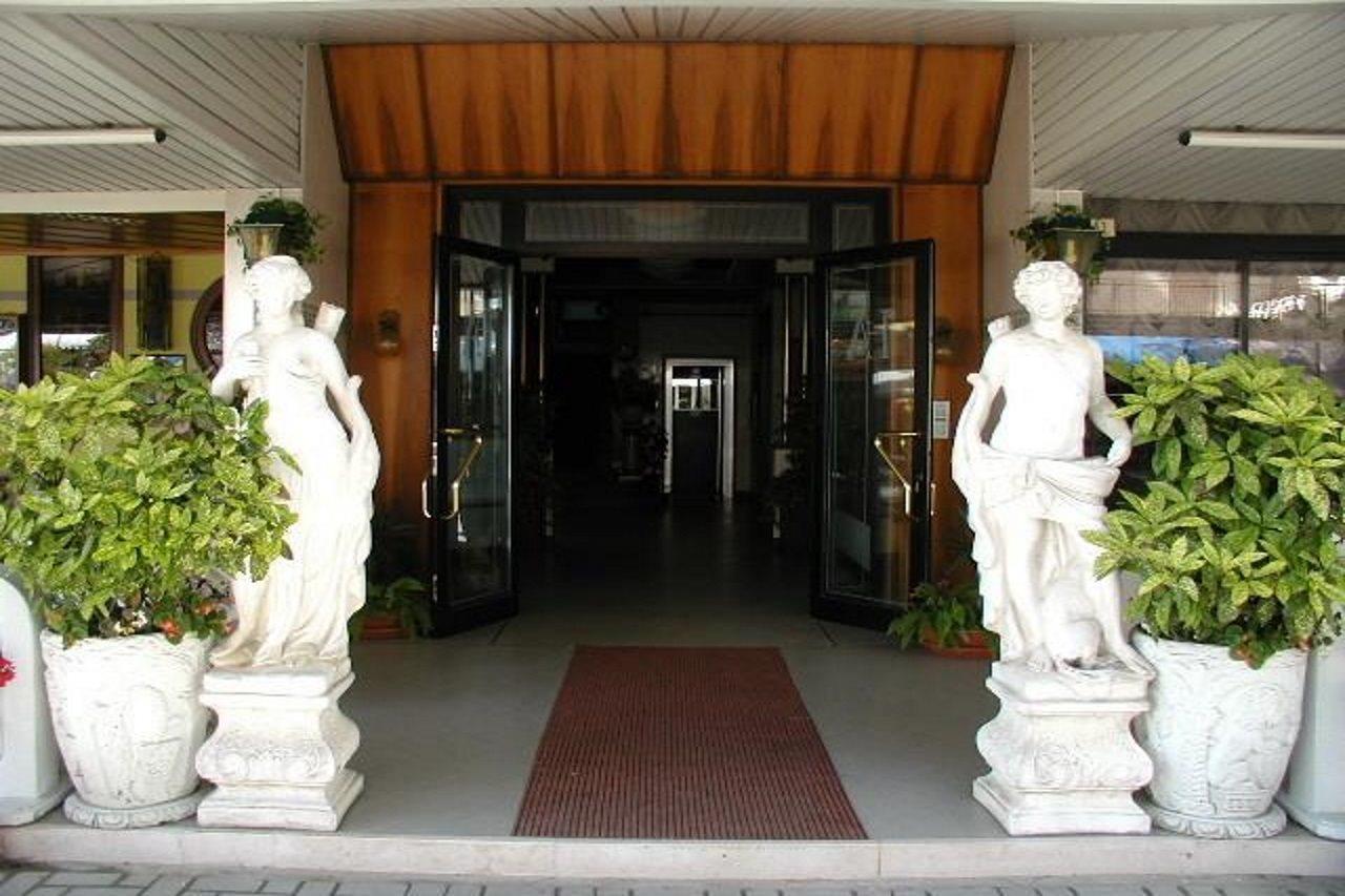 Hotel Altinate 3*